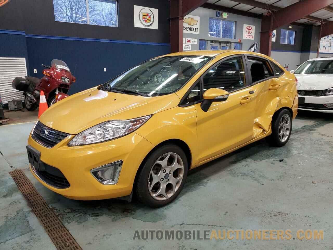 3FADP4CJ9BM121091 FORD FIESTA 2011