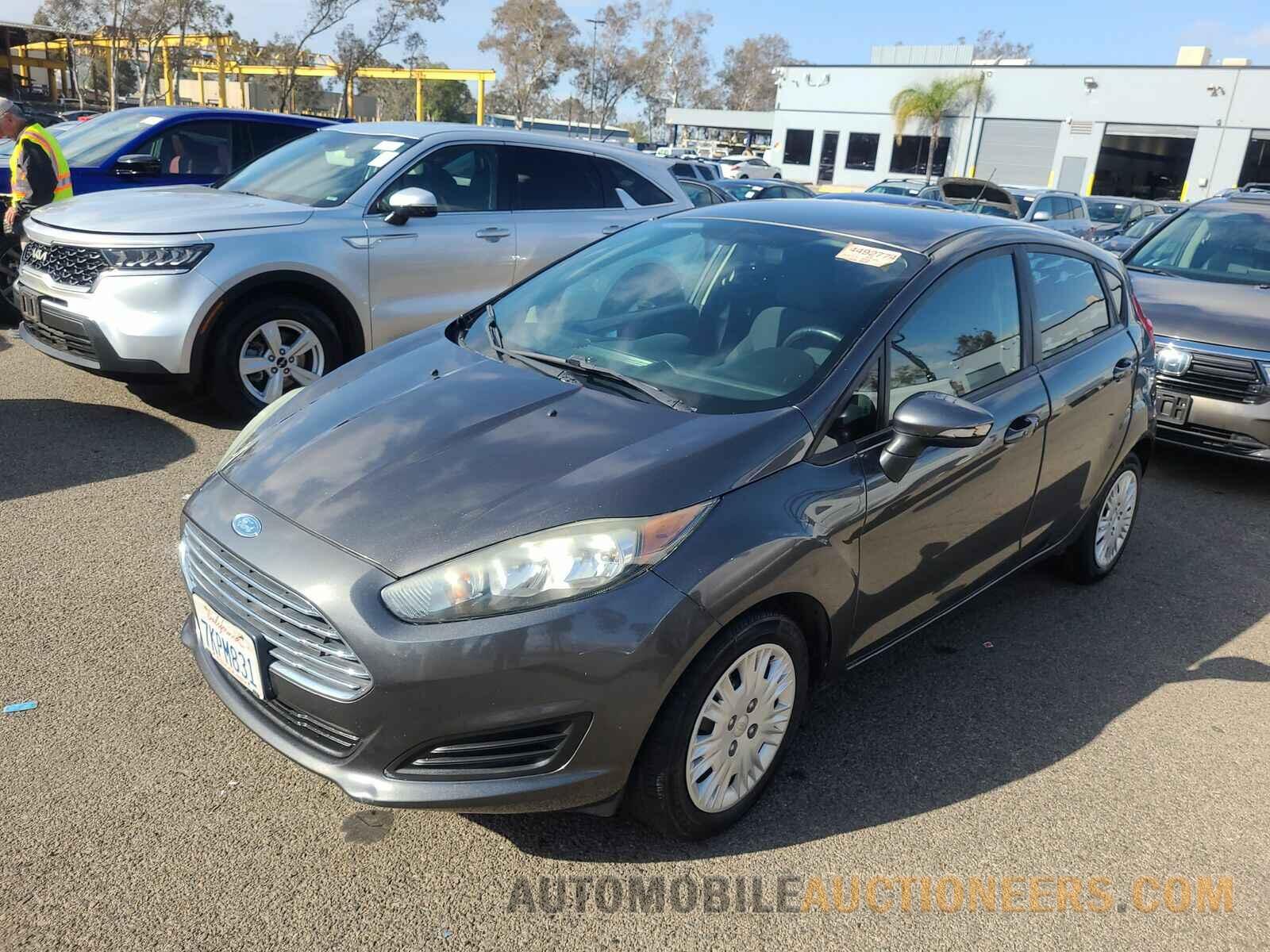 3FADP4EE0FM102242 Ford Fiesta 2015