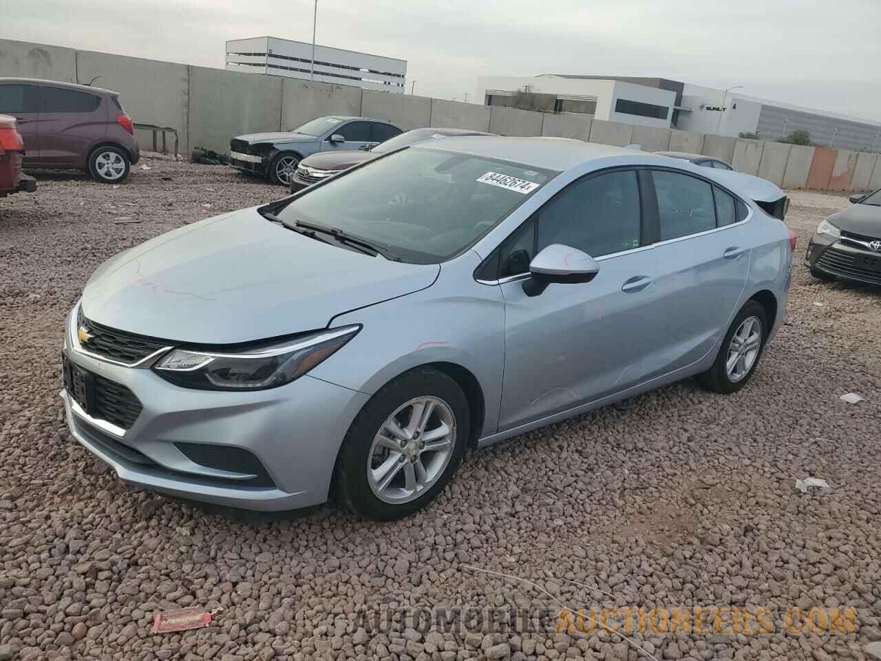 3G1BE5SM1HS555589 CHEVROLET CRUZE 2017