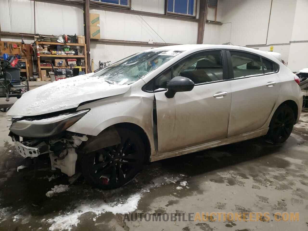 3G1BE6SM0JS609010 CHEVROLET CRUZE 2018