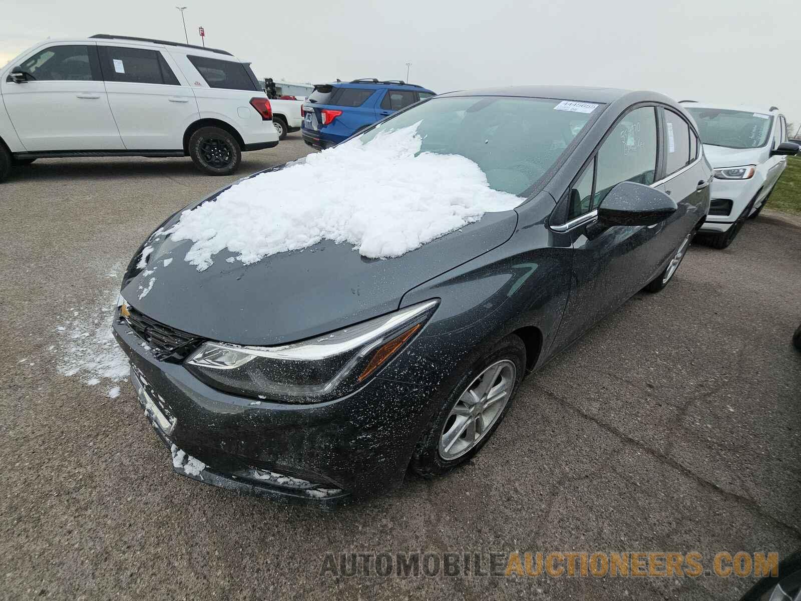 3G1BE6SM3JS552270 Chevrolet Cruze 2018