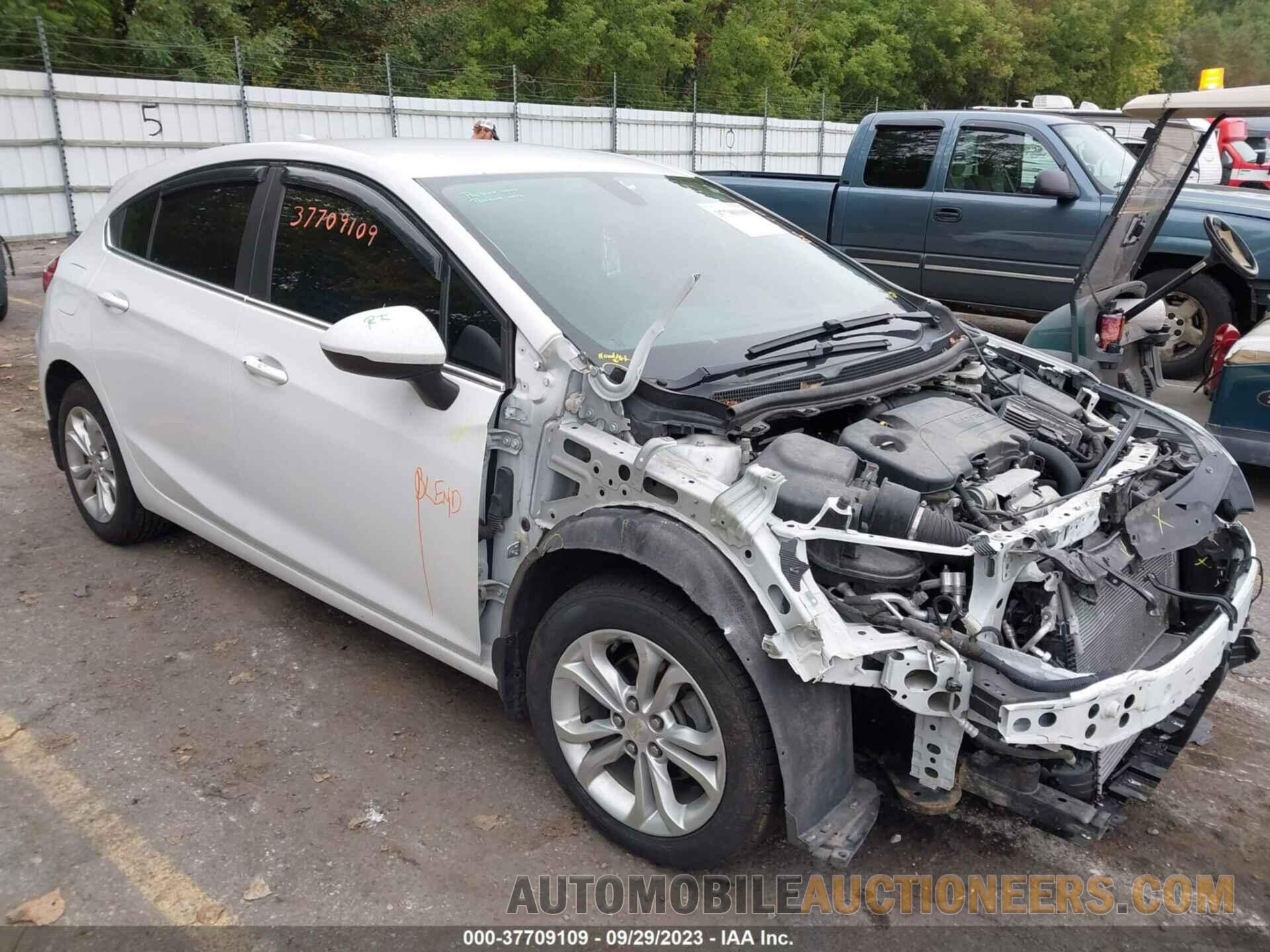 3G1BE6SM4KS568575 CHEVROLET CRUZE 2019