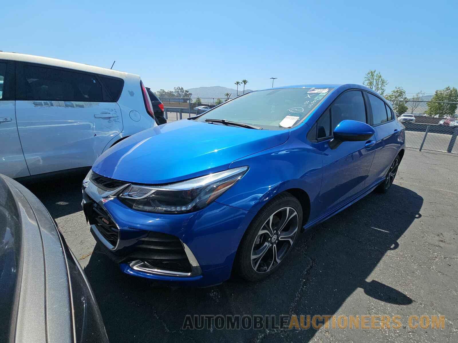 3G1BE6SM6KS596216 Chevrolet Cruze 2019