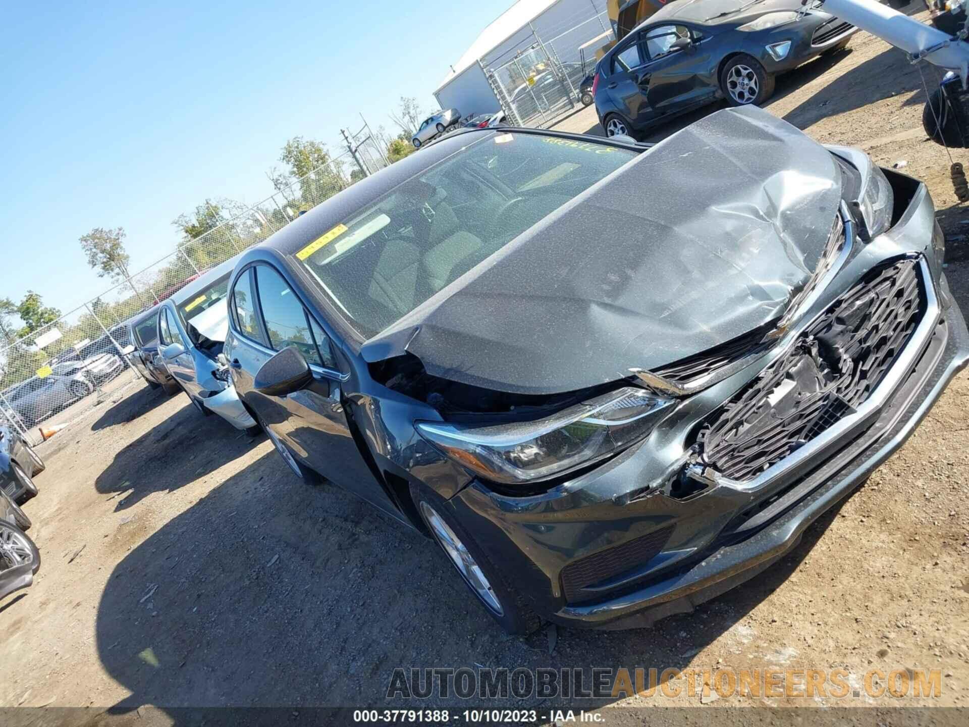 3G1BE6SM7JS595980 CHEVROLET CRUZE 2018