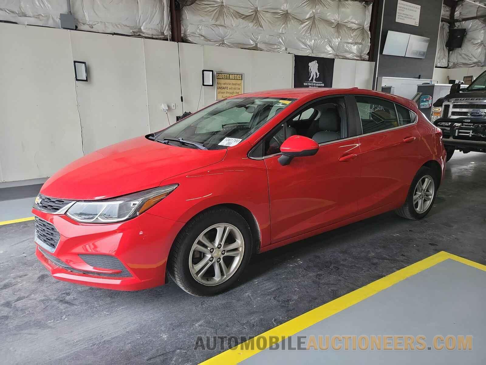 3G1BE6SM7JS597471 Chevrolet Cruze 2018