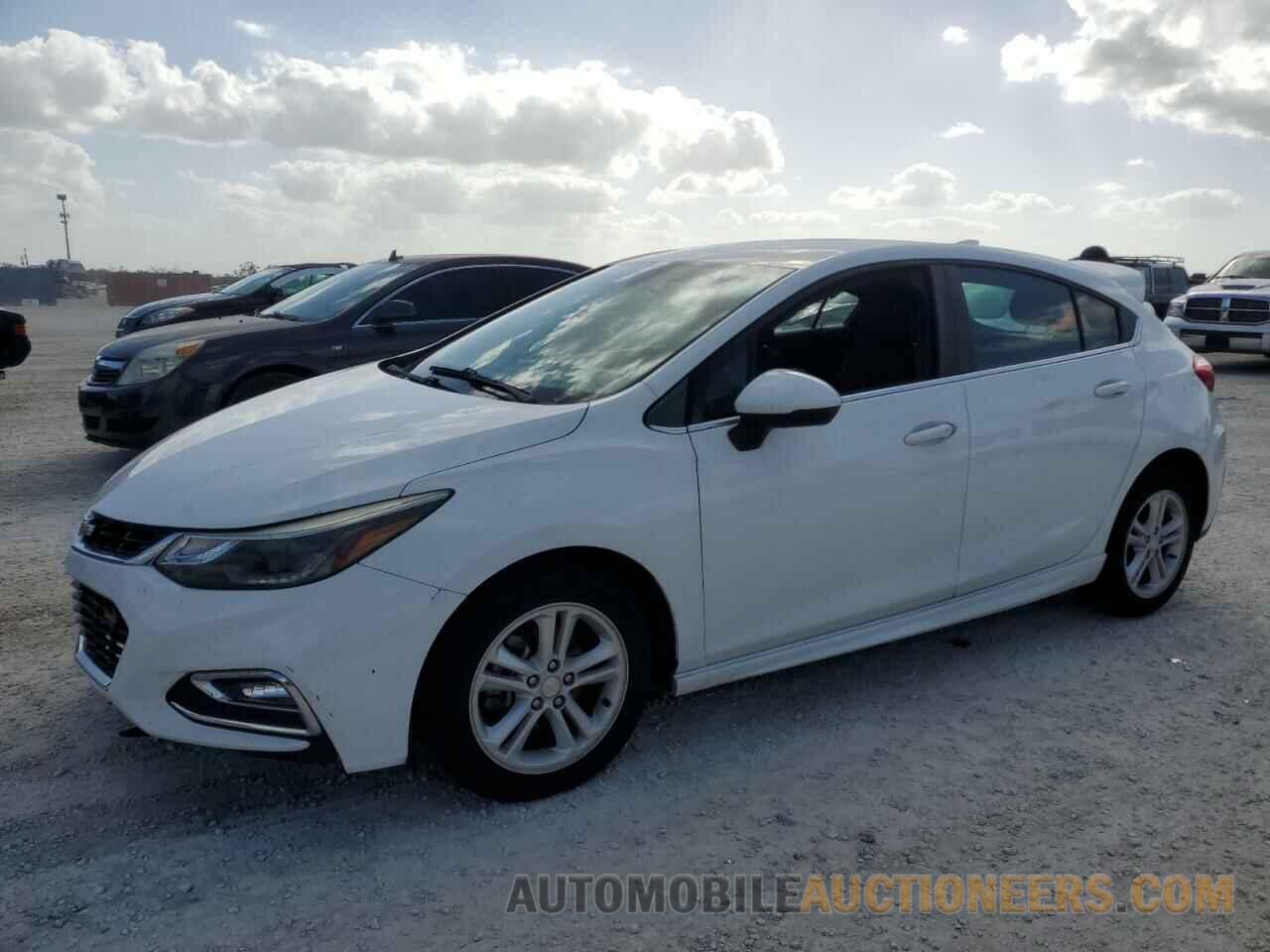 3G1BE6SMXJS588909 CHEVROLET CRUZE 2018