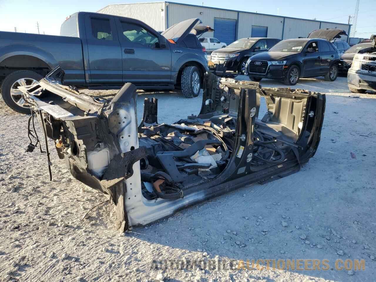 3GCPCREC8JG403203 CHEVROLET SILVERADO 2018