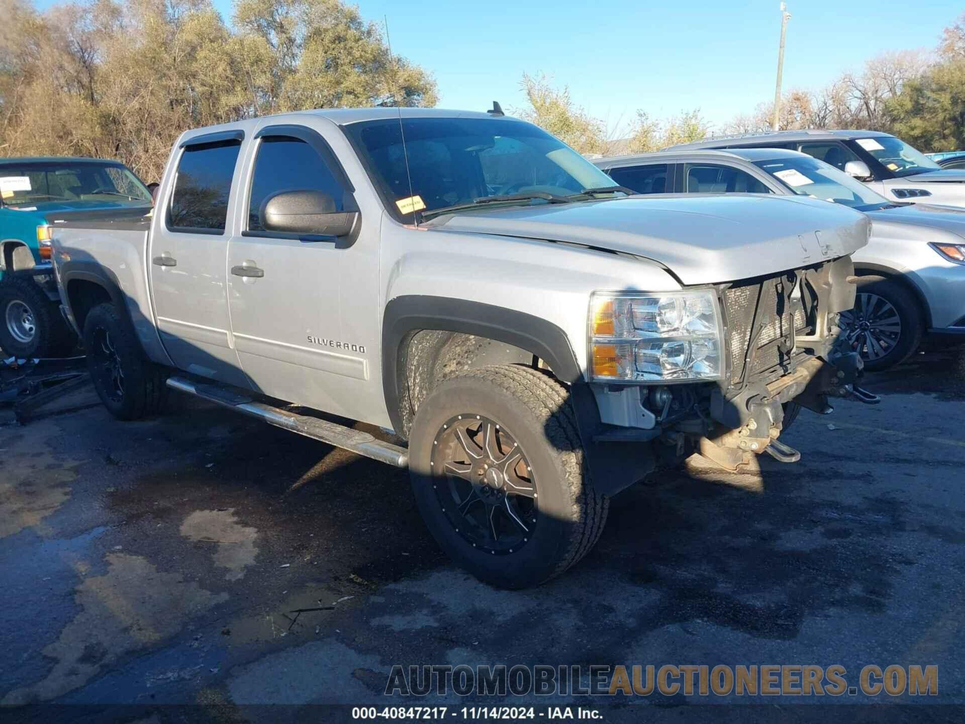 3GCPKSE78DG110371 CHEVROLET SILVERADO 1500 2013