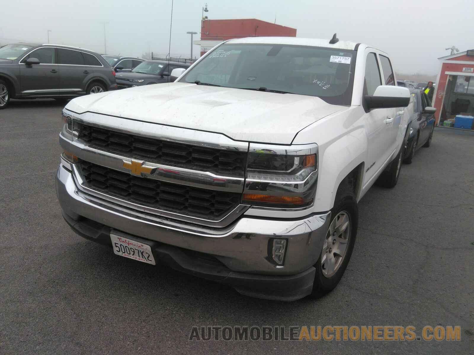 3GCUCRER1JG240272 Chevrolet Silverado 1500 2018