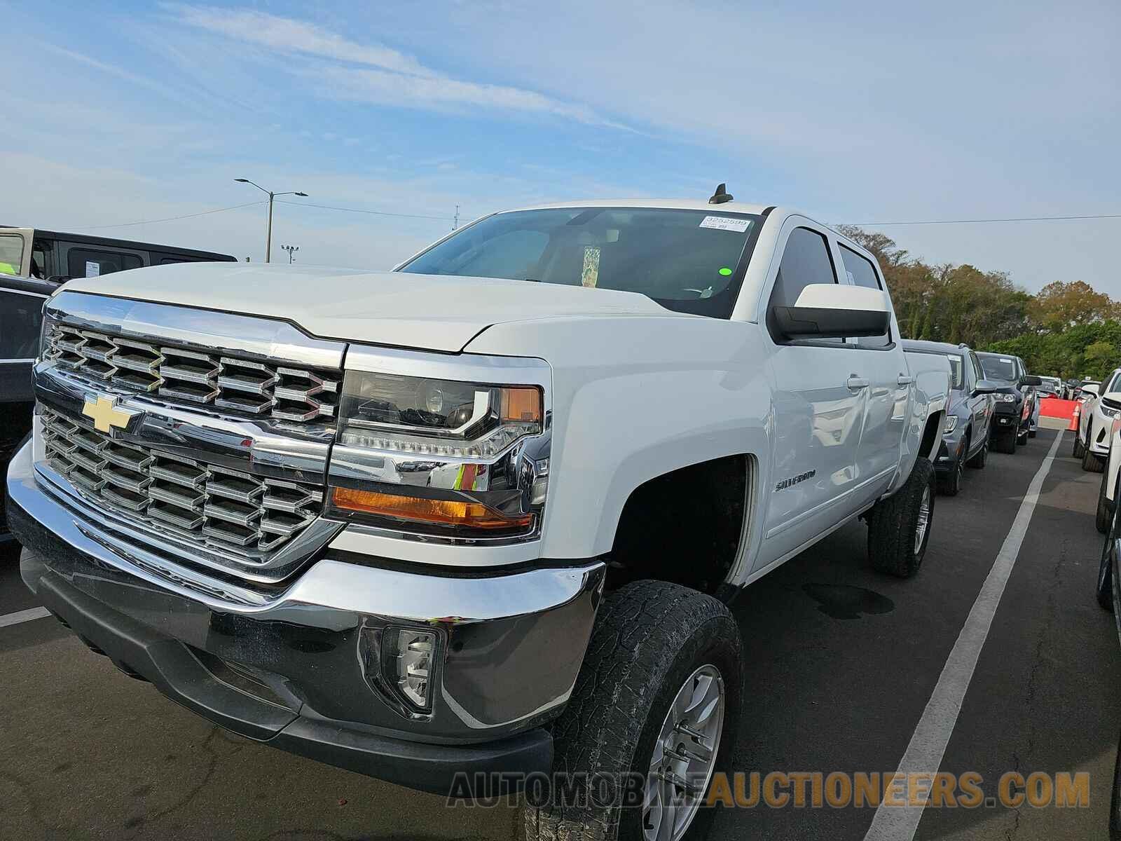 3GCUCRER7JG331367 Chevrolet Silverado 1500 2018