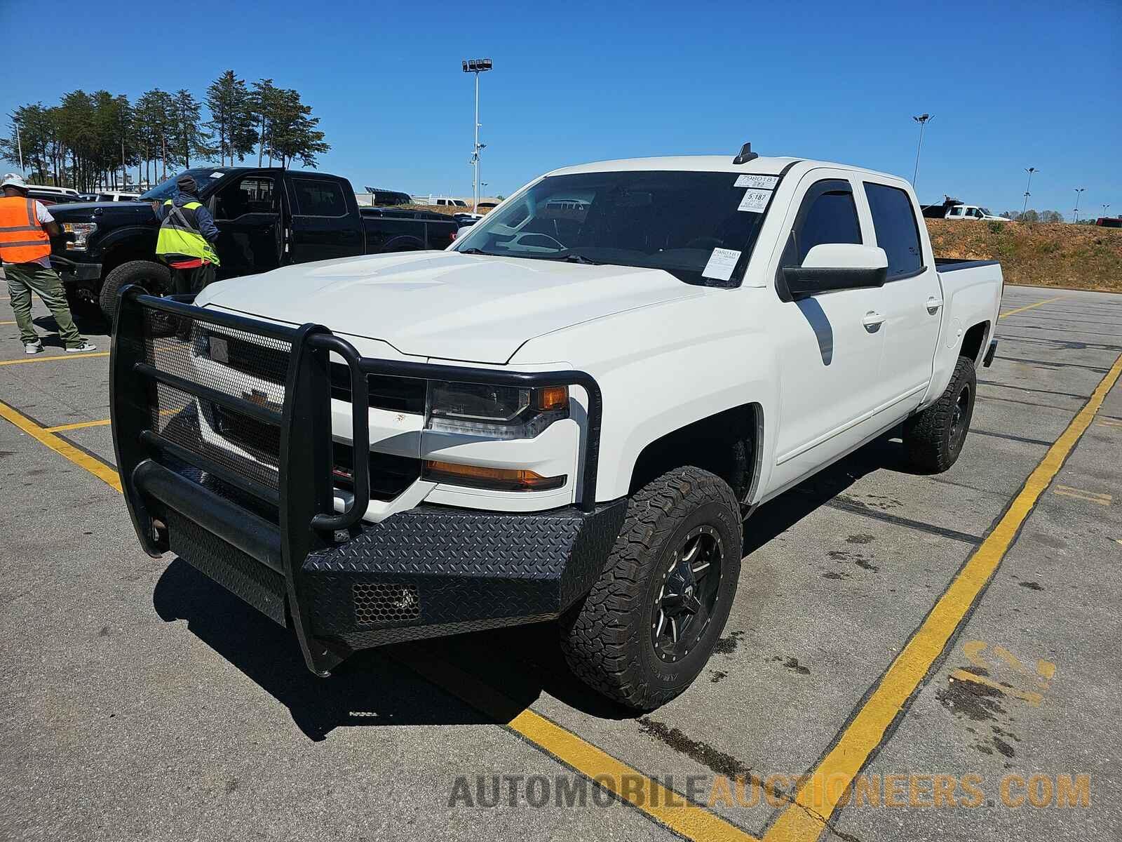 3GCUKREC0JG539167 Chevrolet Silverado 1500 2018