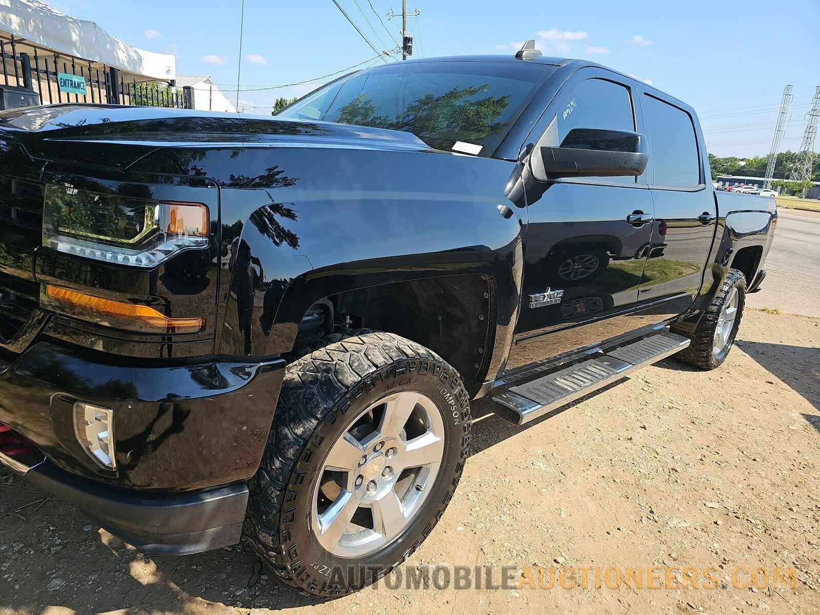 3GCUKREC2JG336667 Chevrolet Silverado 1500 2018