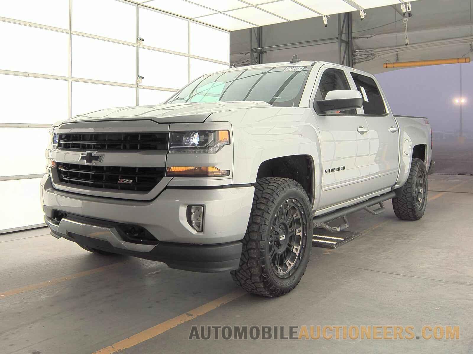 3GCUKREC2JG342579 Chevrolet Silverado 1500 2018