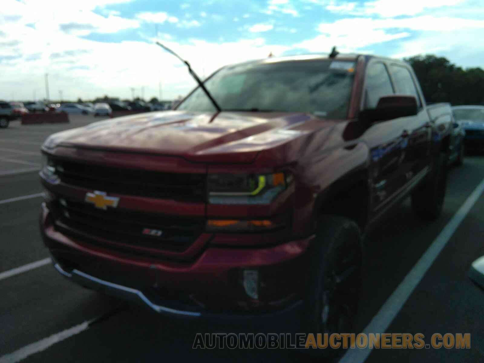 3GCUKREC2JG450104 Chevrolet Silverado 1500 2018