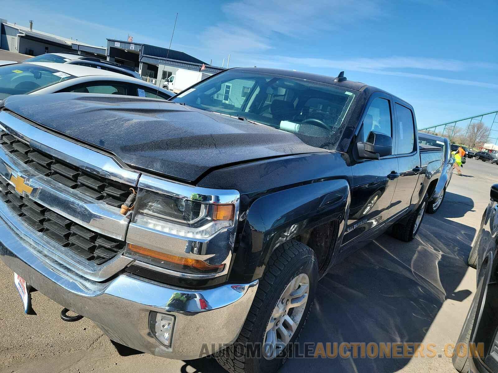 3GCUKREC3JG107043 Chevrolet Silverado 1500 2018