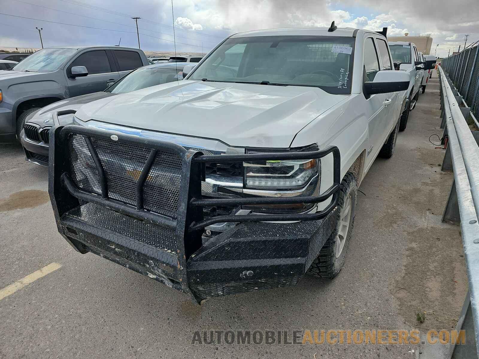 3GCUKREC4JG382047 Chevrolet Silverado 1500 2018