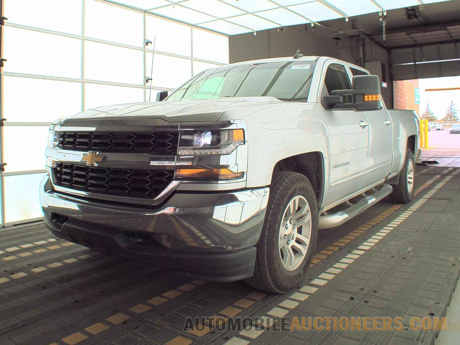 3GCUKREC5JG277825 Chevrolet Silverado 1500 2018