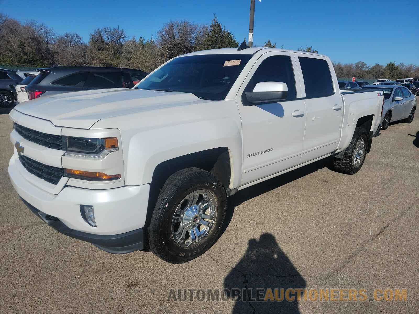 3GCUKREC5JG318776 Chevrolet Silverado 1500 2018