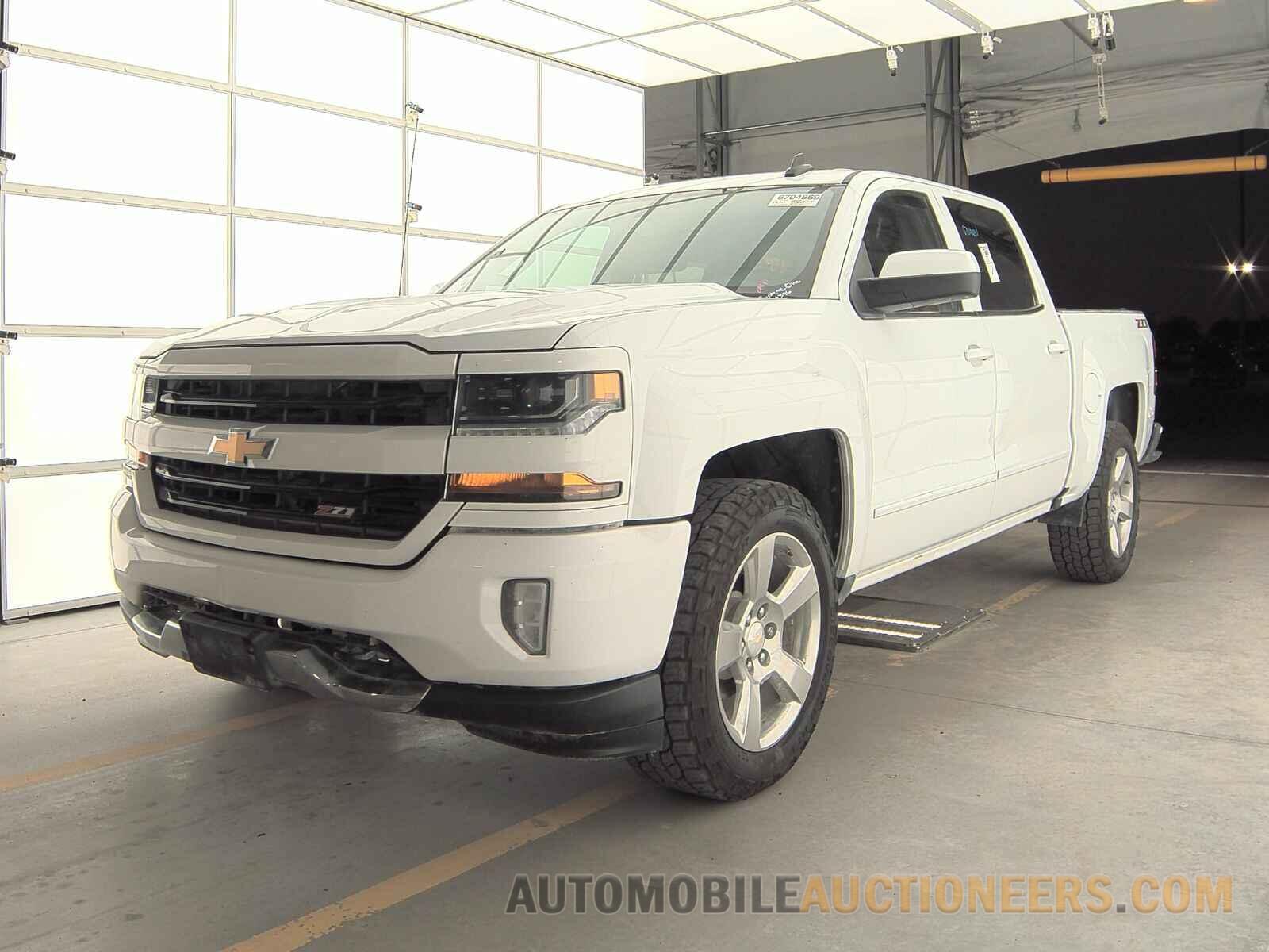 3GCUKREC8JG514968 Chevrolet Silverado 1500 2018