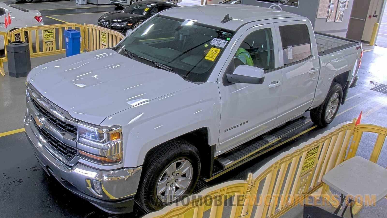 3GCUKREC8JG597589 Chevrolet Silverado 1500 2018