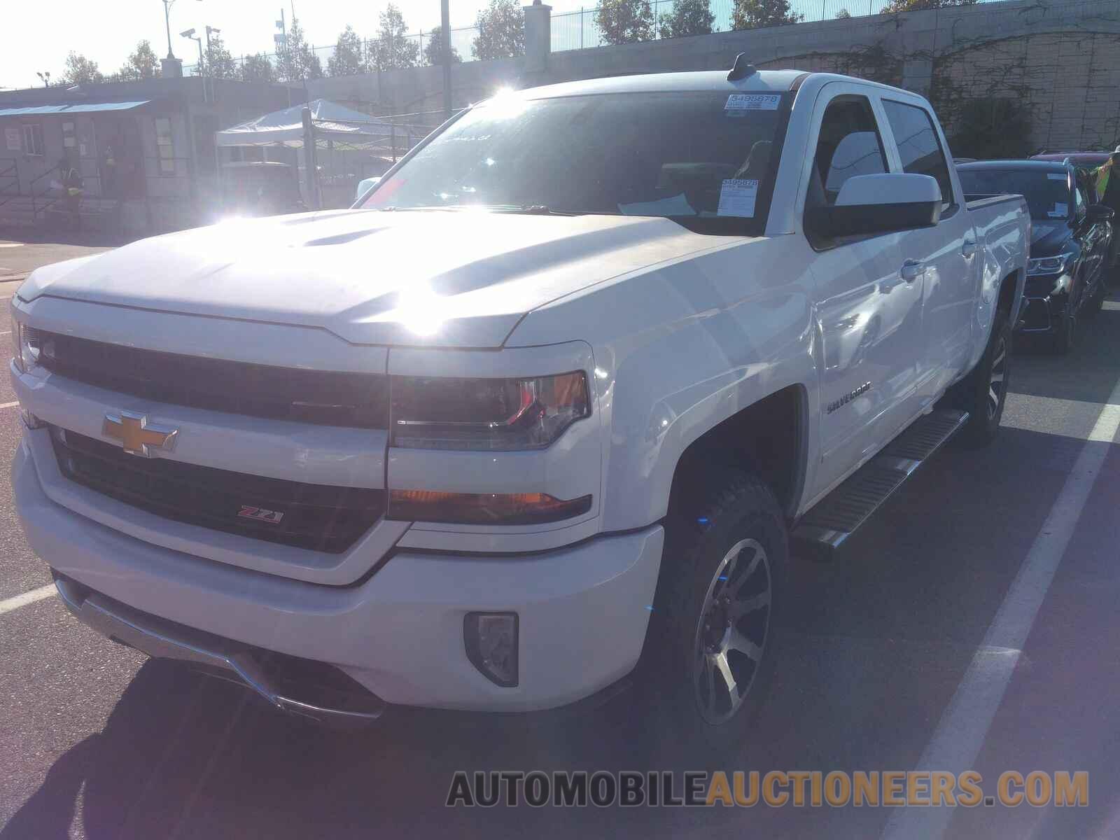 3GCUKRECXHG360872 Chevrolet Silverado 1500 2017