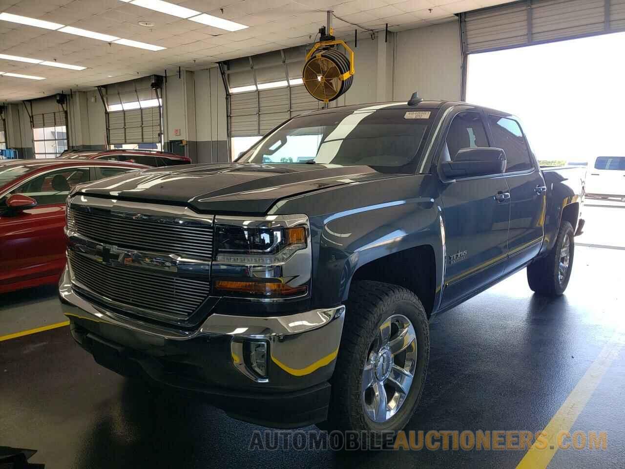 3GCUKRER9JG367385 Chevrolet Silverado 1500 2018