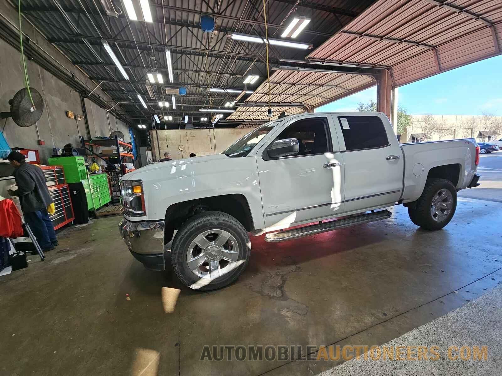 3GCUKSEC5JG291778 Chevrolet Silverado 1500 2018