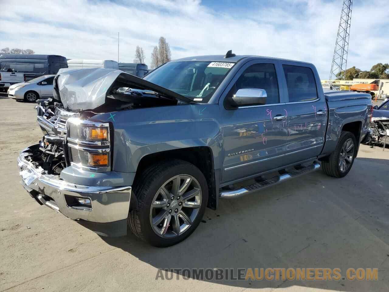 3GCUKSEJ5FG412153 CHEVROLET ALL Models 2015