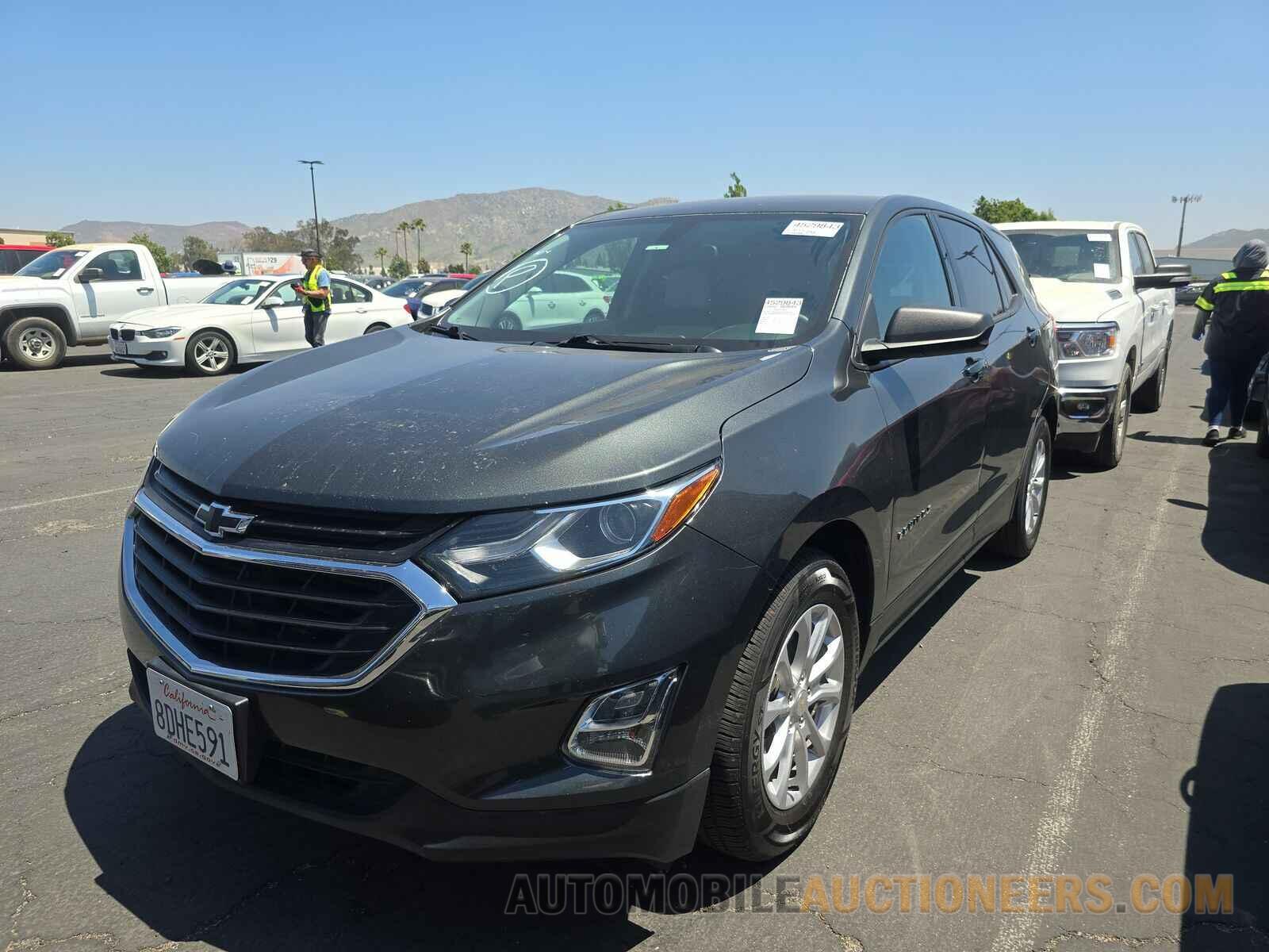 3GNAXHEV2JS623088 Chevrolet Equinox LS 2018