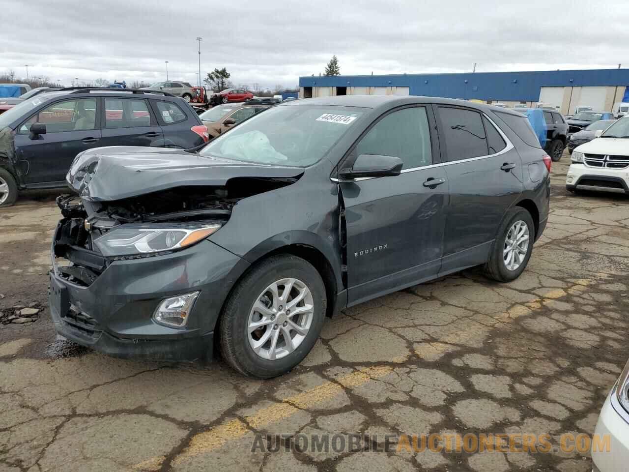 3GNAXKEV3LL268586 CHEVROLET EQUINOX 2020