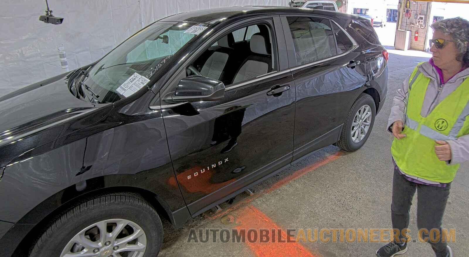 3GNAXUEV7ML303806 Chevrolet Equinox LT 2021