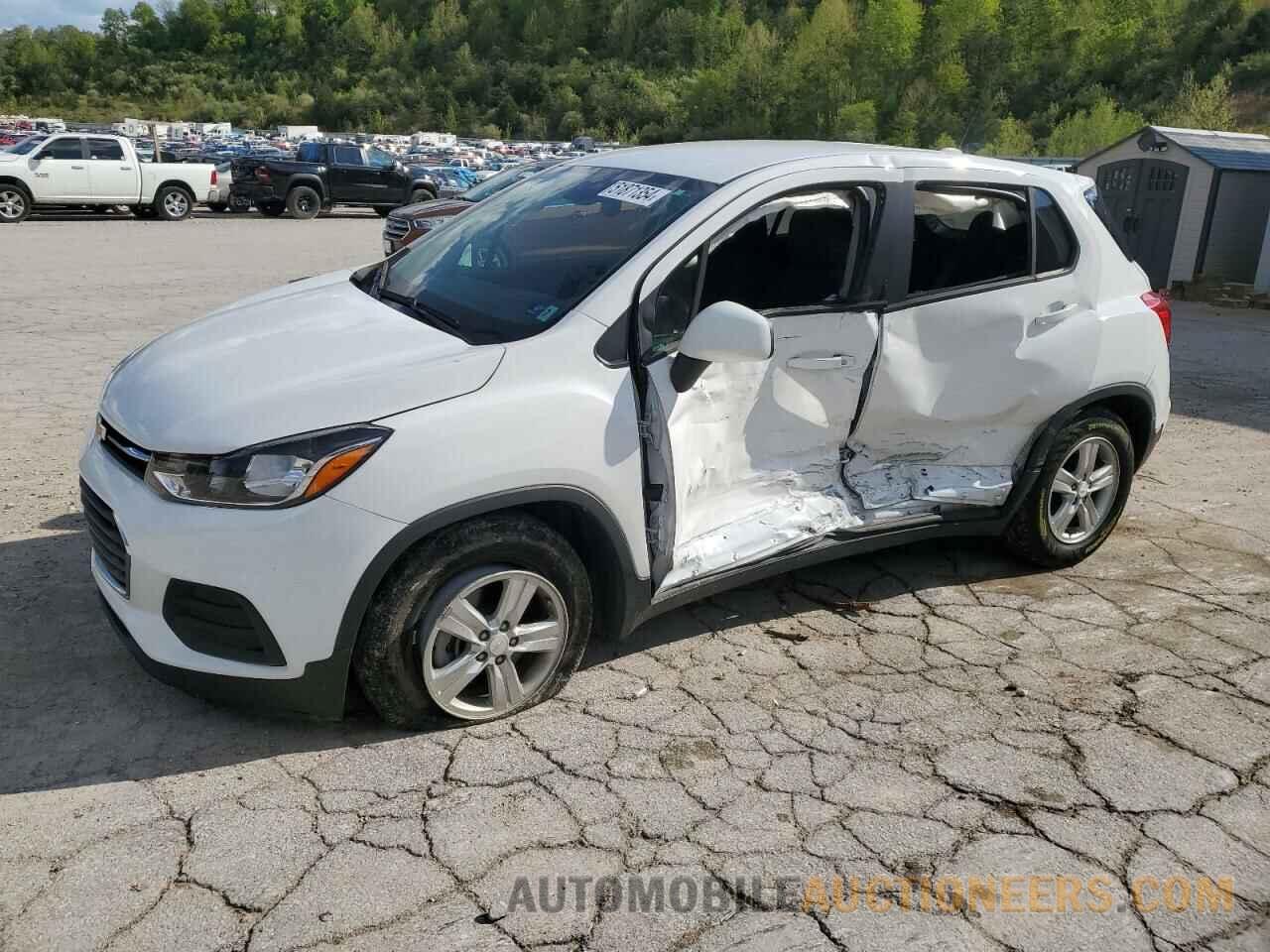 3GNCJKSB1LL299095 CHEVROLET TRAX 2020