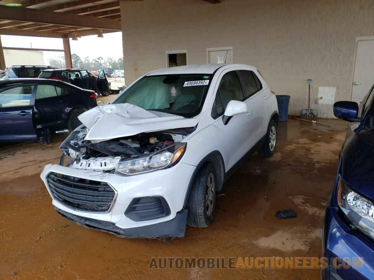 3GNCJKSB2JL152328 CHEVROLET TRAX 2018