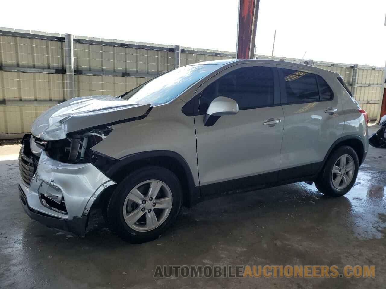 3GNCJKSB2LL213826 CHEVROLET TRAX 2020