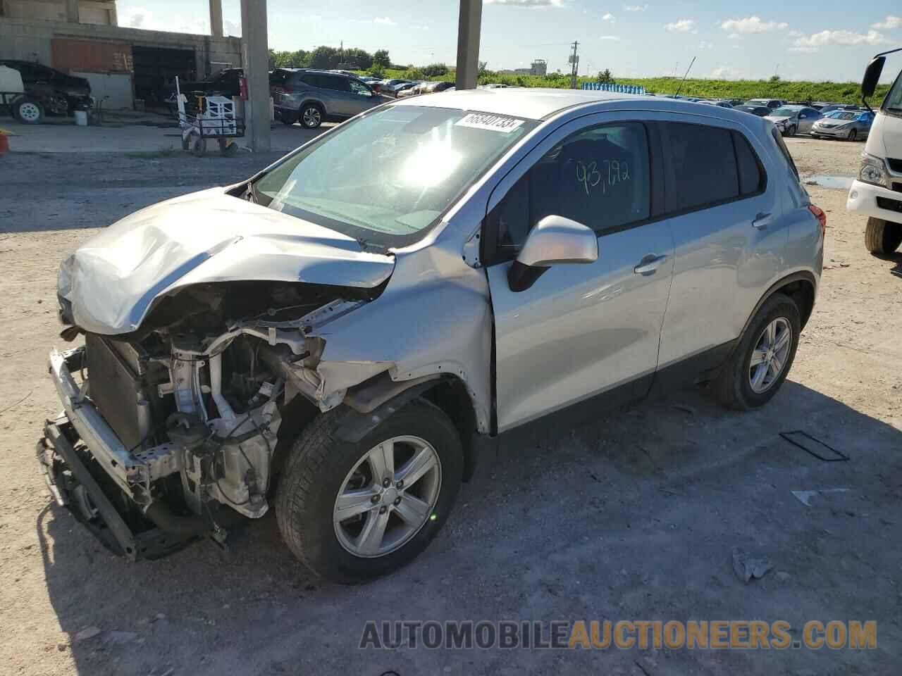 3GNCJKSB2LL286176 CHEVROLET TRAX 2020