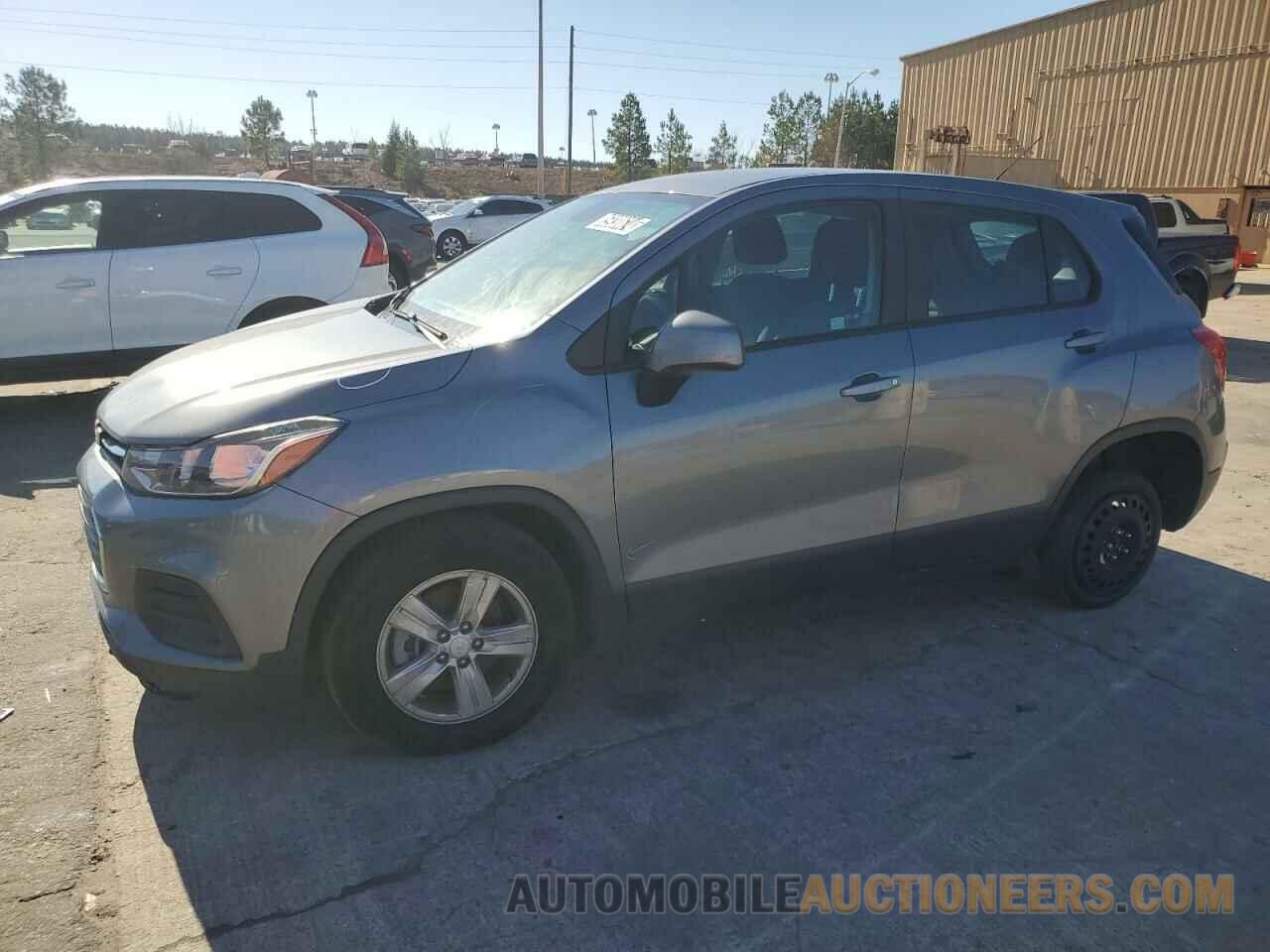 3GNCJKSB3LL303423 CHEVROLET TRAX 2020