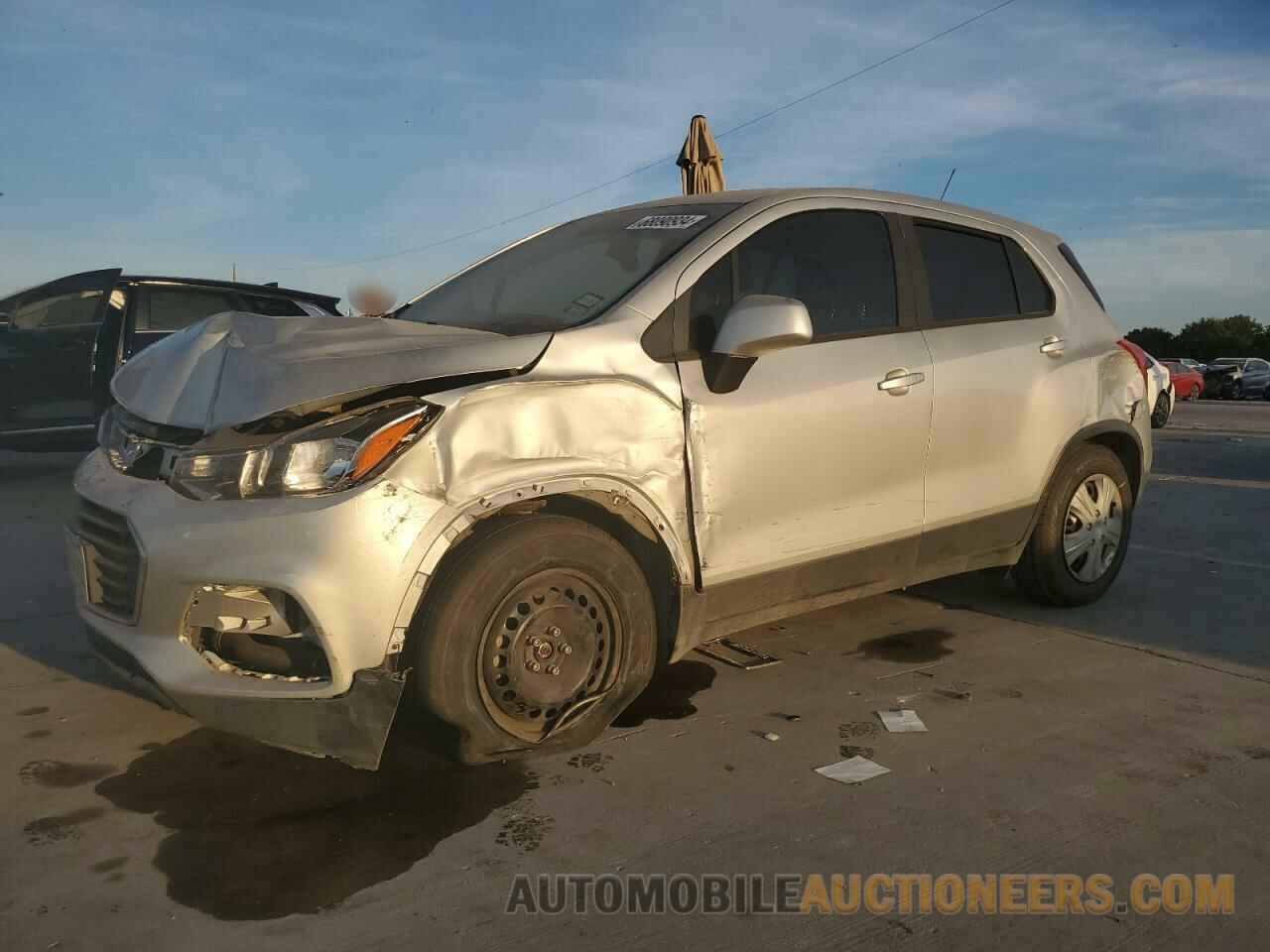 3GNCJKSB5JL249040 CHEVROLET TRAX 2018