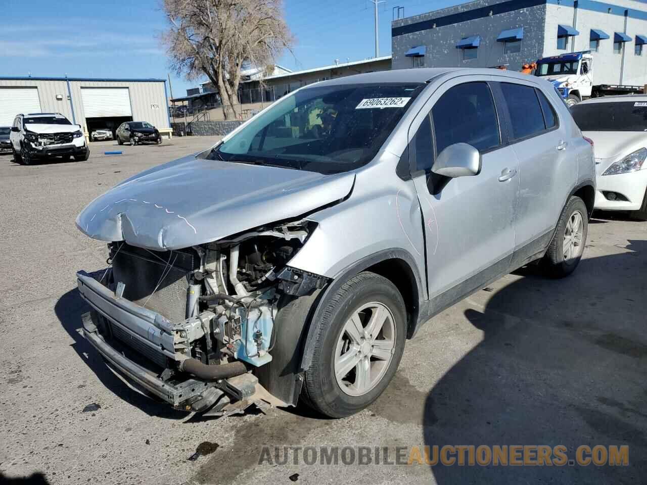 3GNCJKSB7KL349576 CHEVROLET TRAX 2019