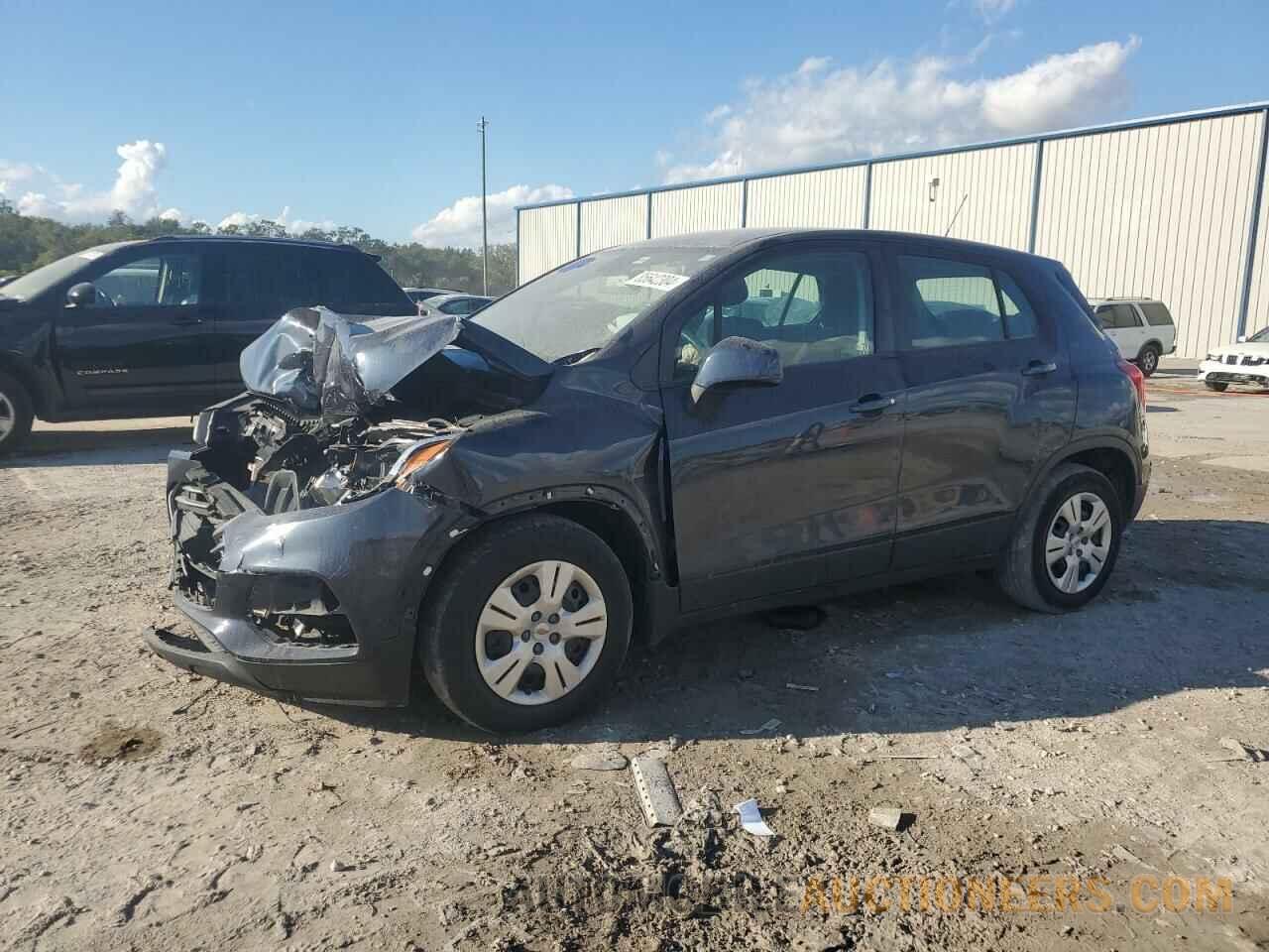 3GNCJKSB8JL415423 CHEVROLET TRAX 2018