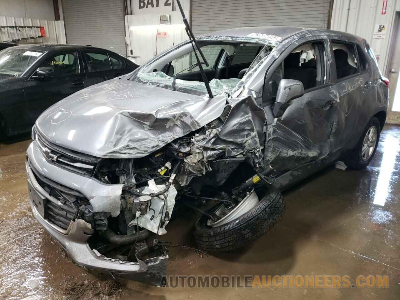 3GNCJKSB8LL286277 CHEVROLET TRAX 2020