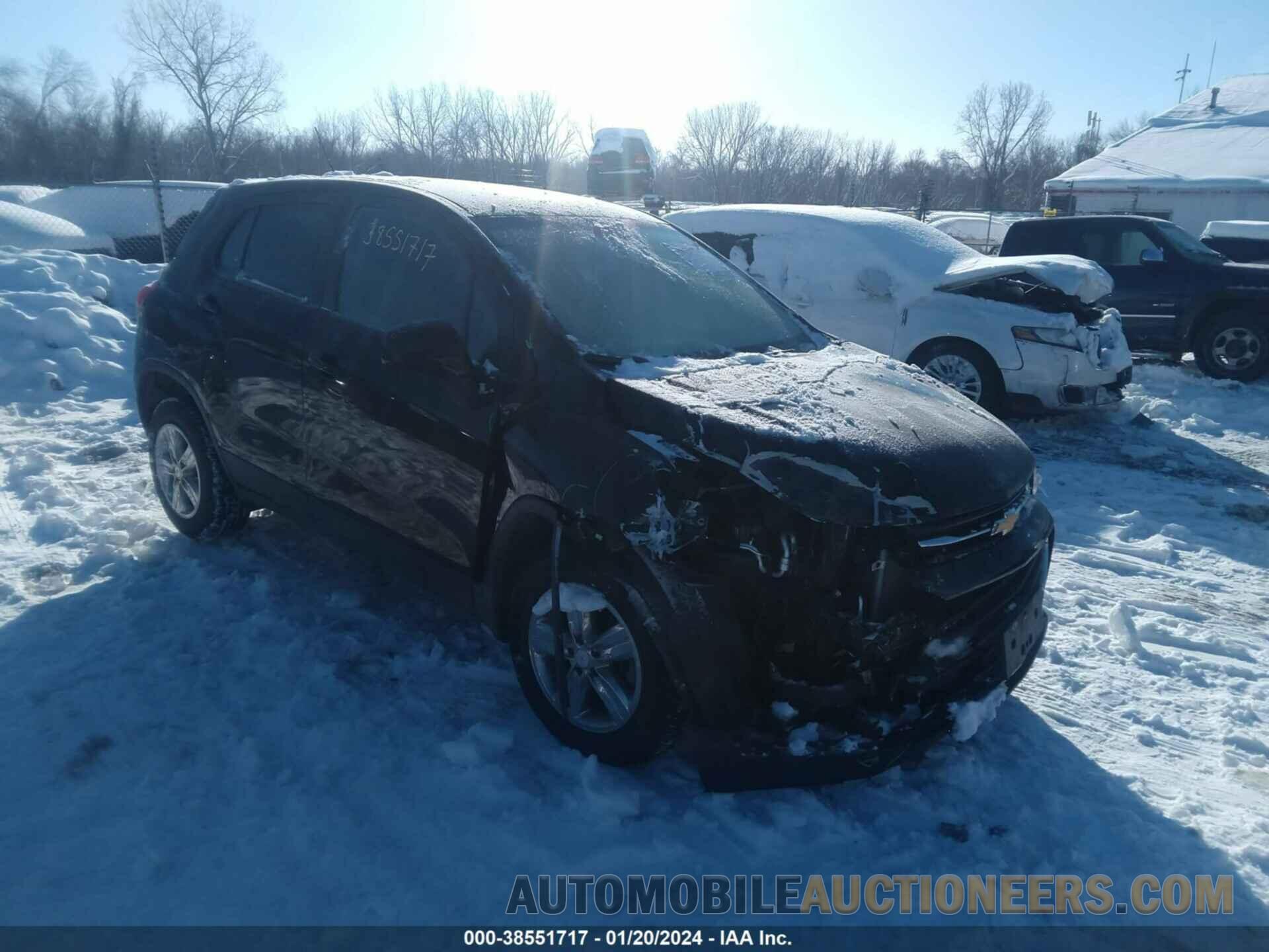 3GNCJKSB9LL256026 CHEVROLET TRAX 2020