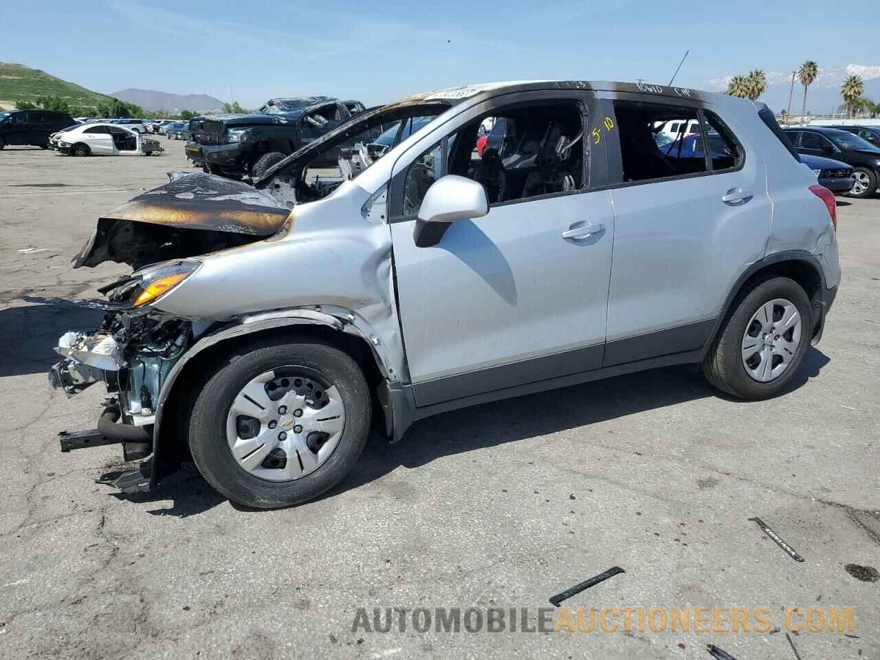 3GNCJKSBXJL378309 CHEVROLET TRAX 2018