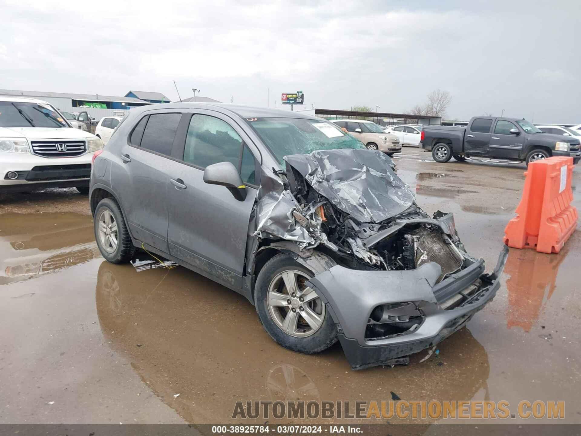 3GNCJKSBXLL147607 CHEVROLET TRAX 2020