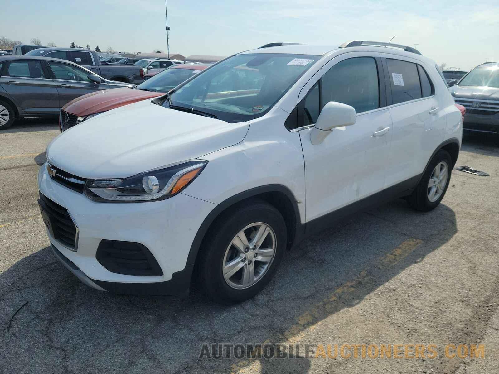 3GNCJLSB0KL117097 Chevrolet Trax 2019