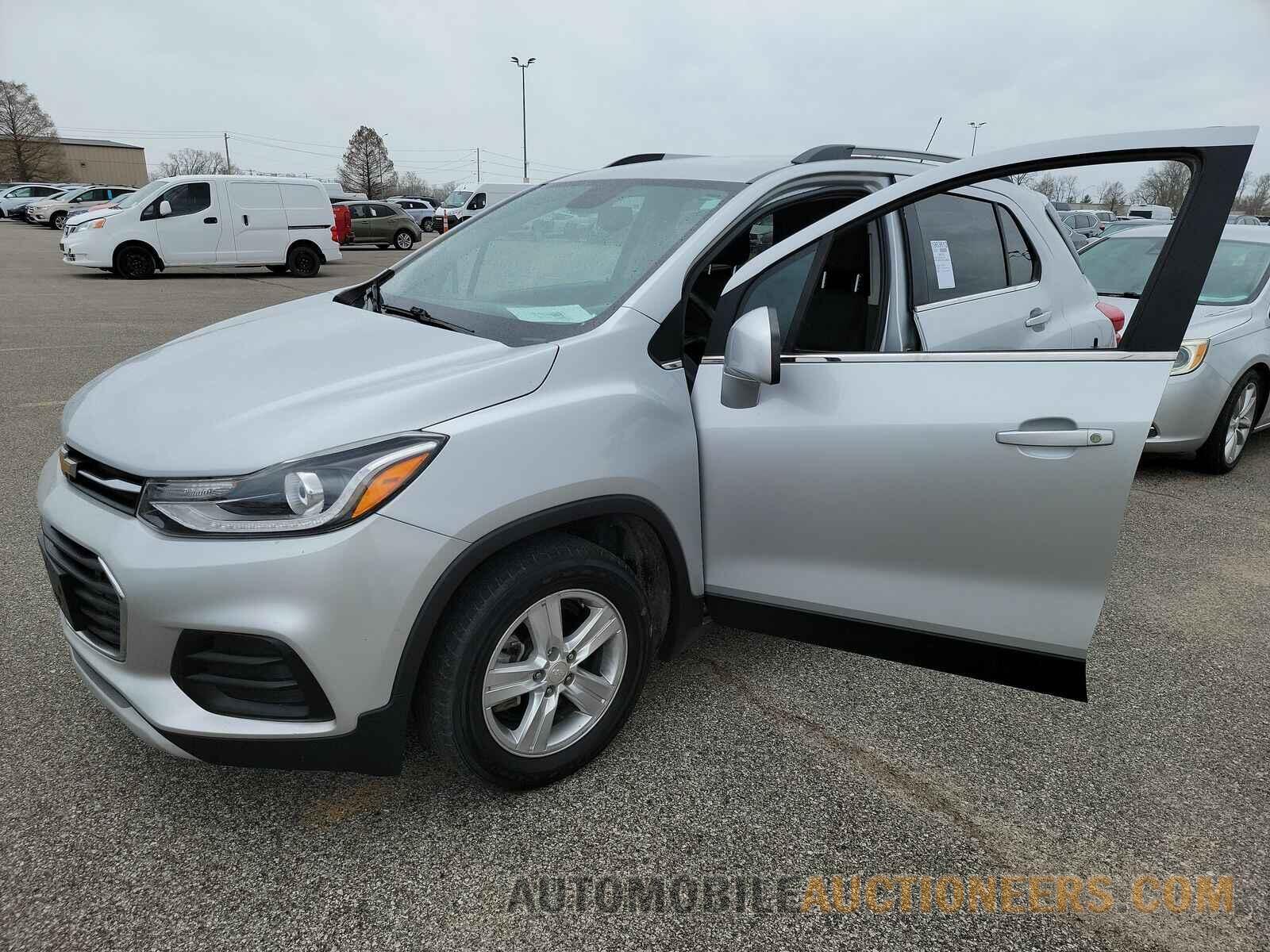 3GNCJLSB1JL362294 Chevrolet Trax 2018