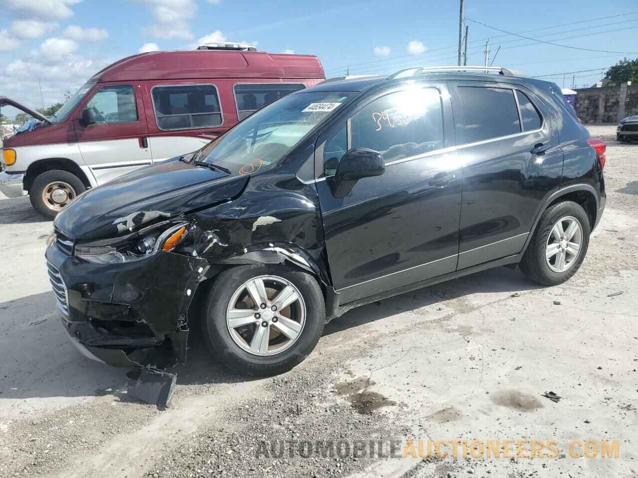 3GNCJLSB1LL215007 CHEVROLET TRAX 2020