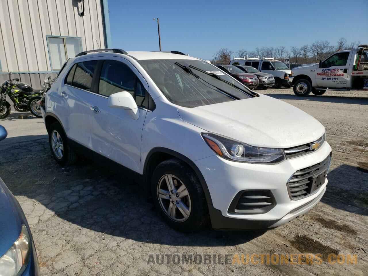 3GNCJLSB4JL255613 CHEVROLET TRAX 2018