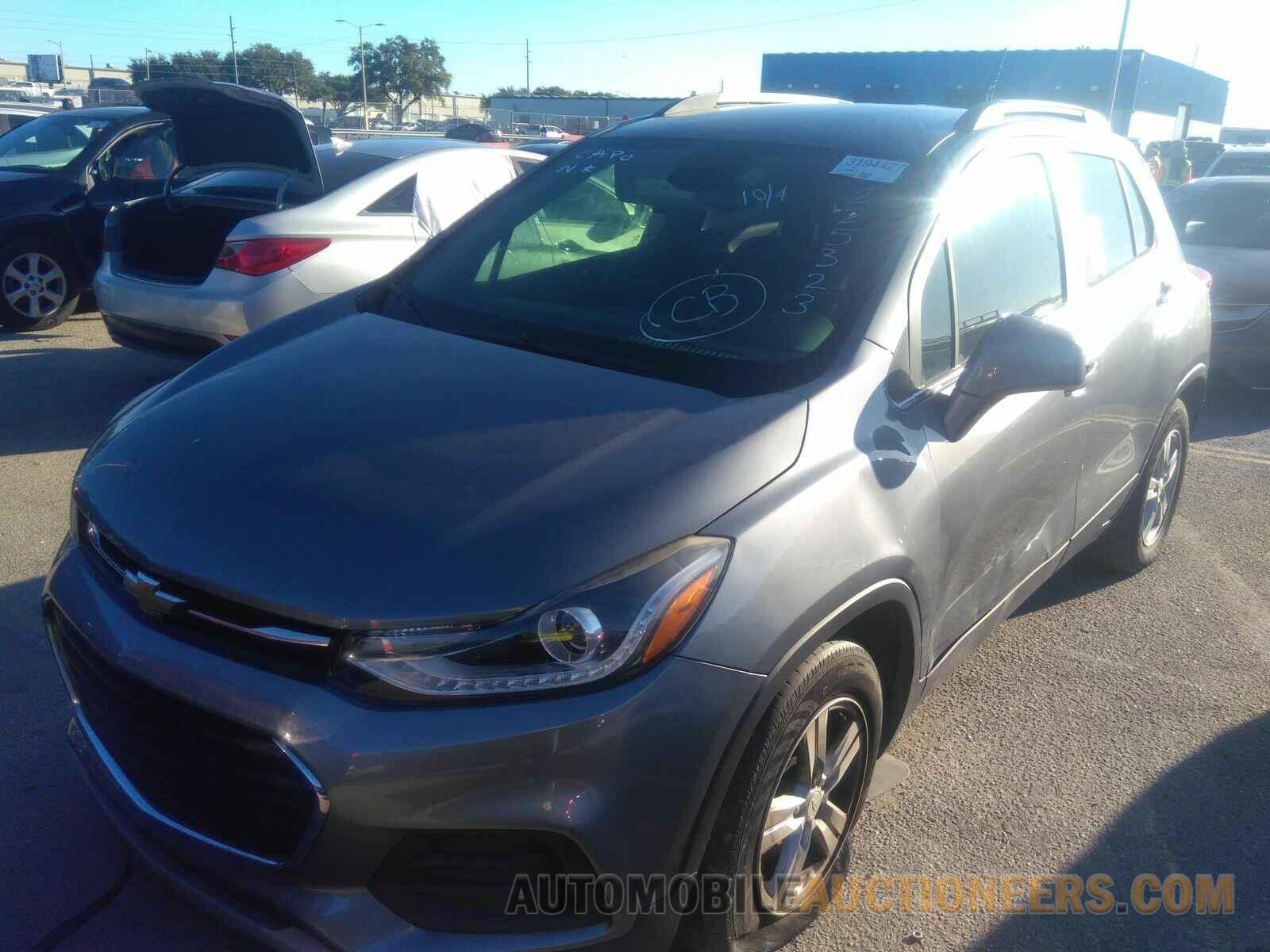 3GNCJLSB6LL225323 Chevrolet Trax 2020