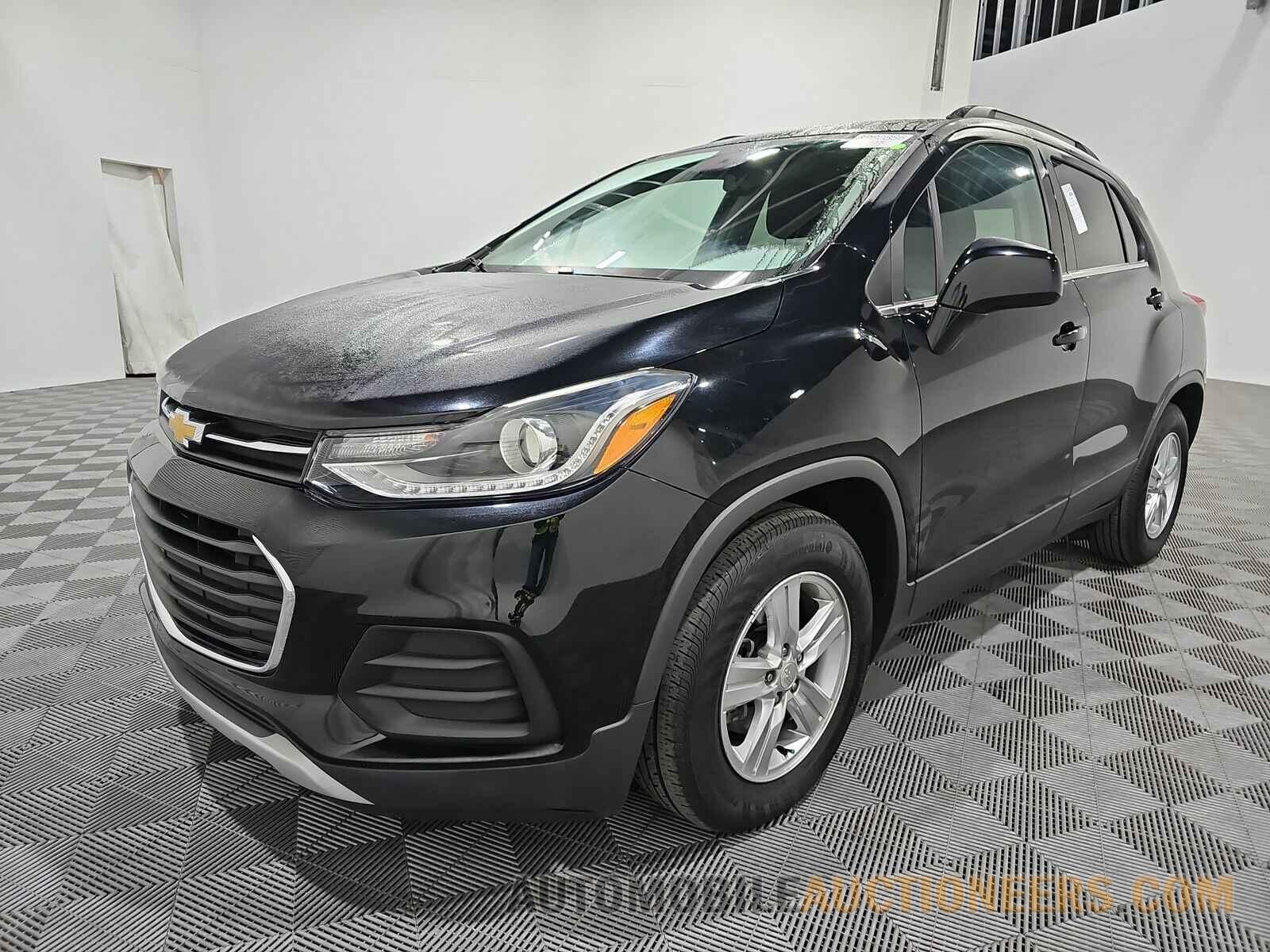 3GNCJLSB7LL214833 Chevrolet Trax 2020