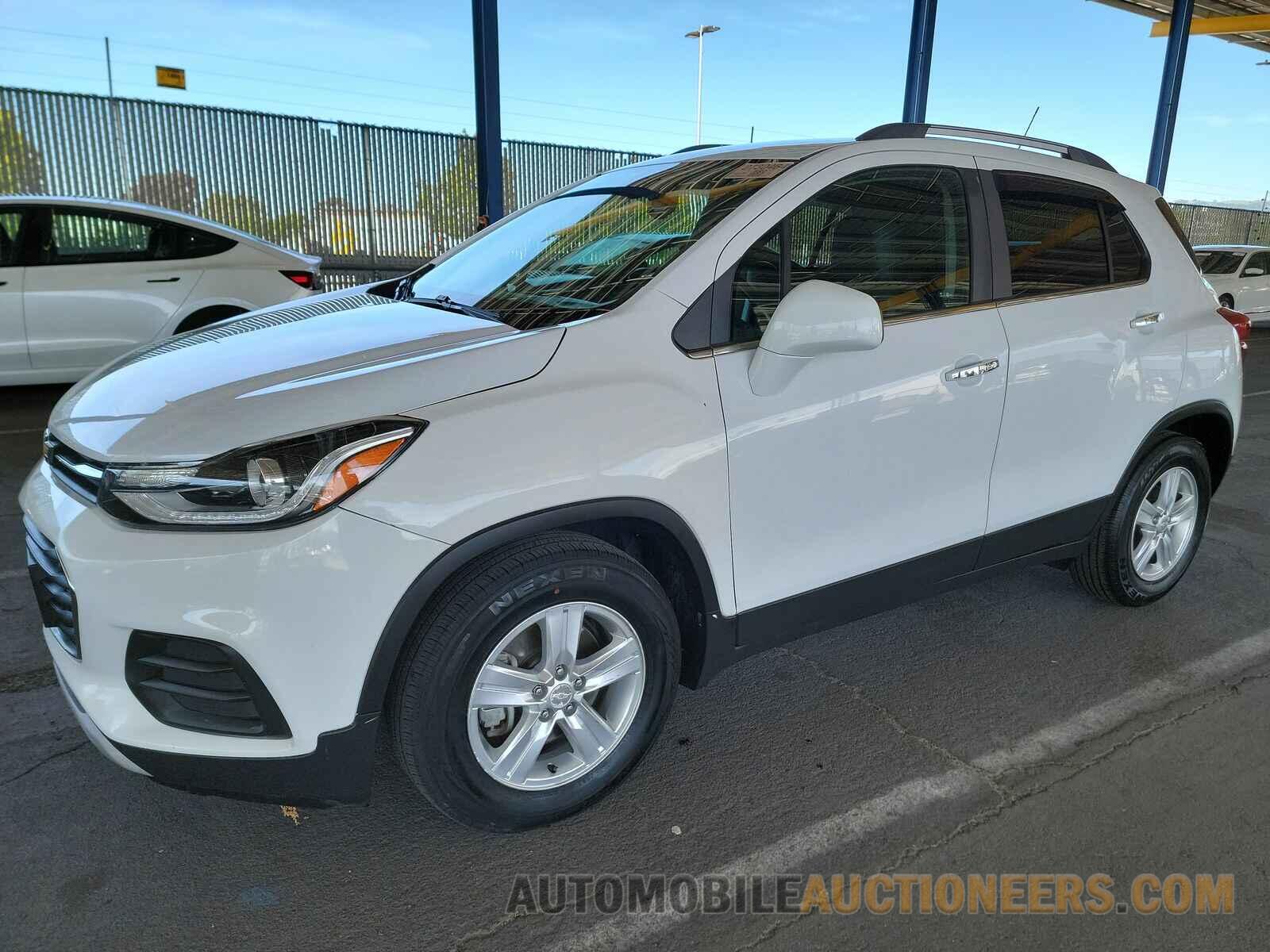 3GNCJLSB8HL230496 Chevrolet Trax 2017